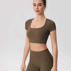 soutien-gorge de sport pompant
