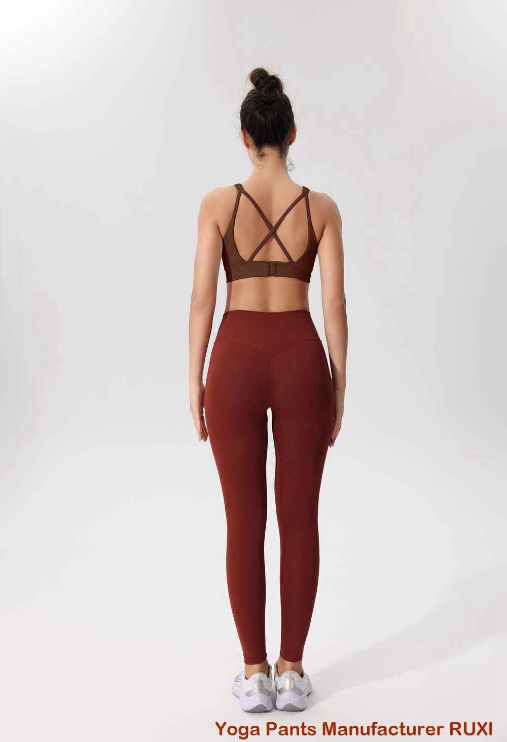 soutien-gorge de sport à crochet avant