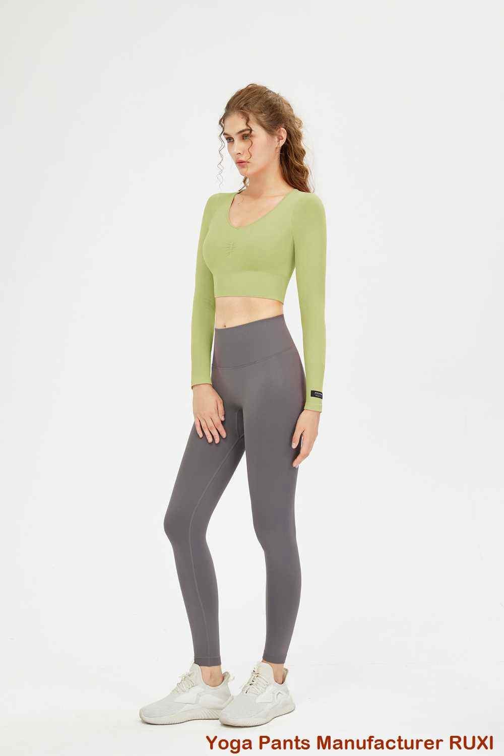 soutien-gorge de sport froncé