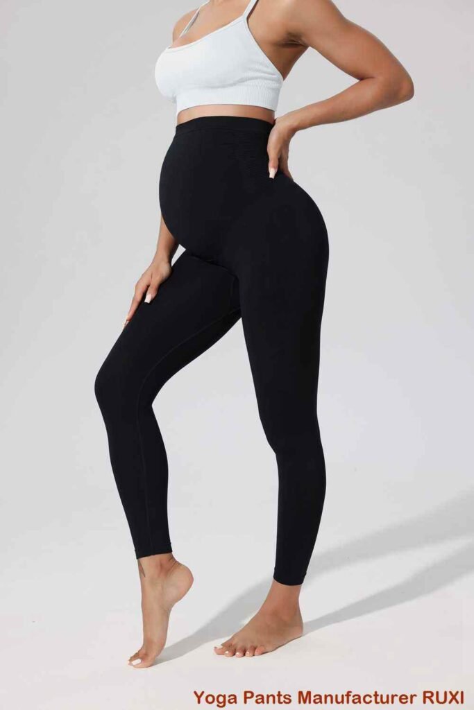 pantalon de yoga court à jambe large
