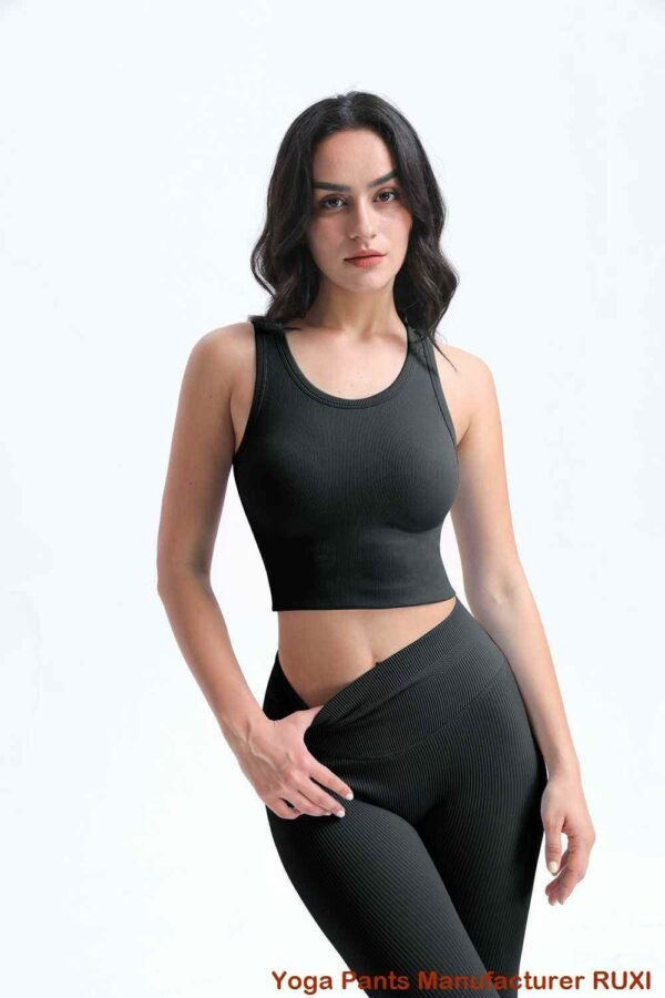 soutien-gorge de sport à maintien ferme