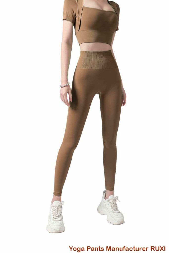 hauts d'entraînement tuniques