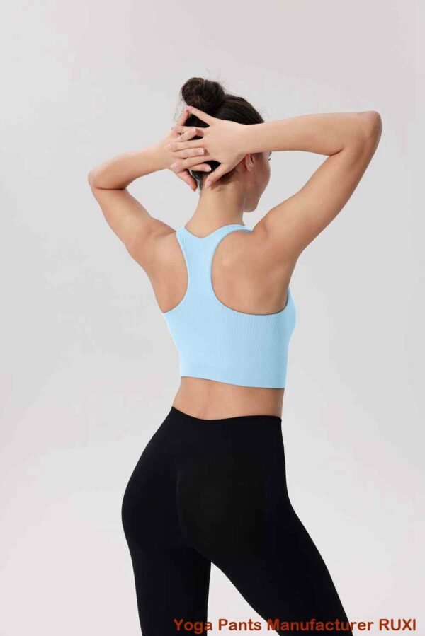 soutien-gorge de sport asymétrique