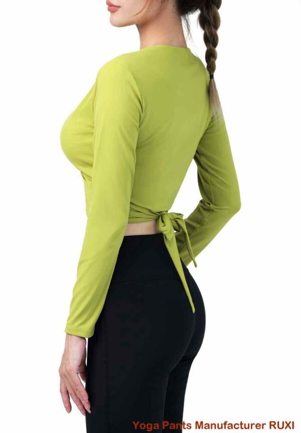 soutien-gorge de sport croisé devant