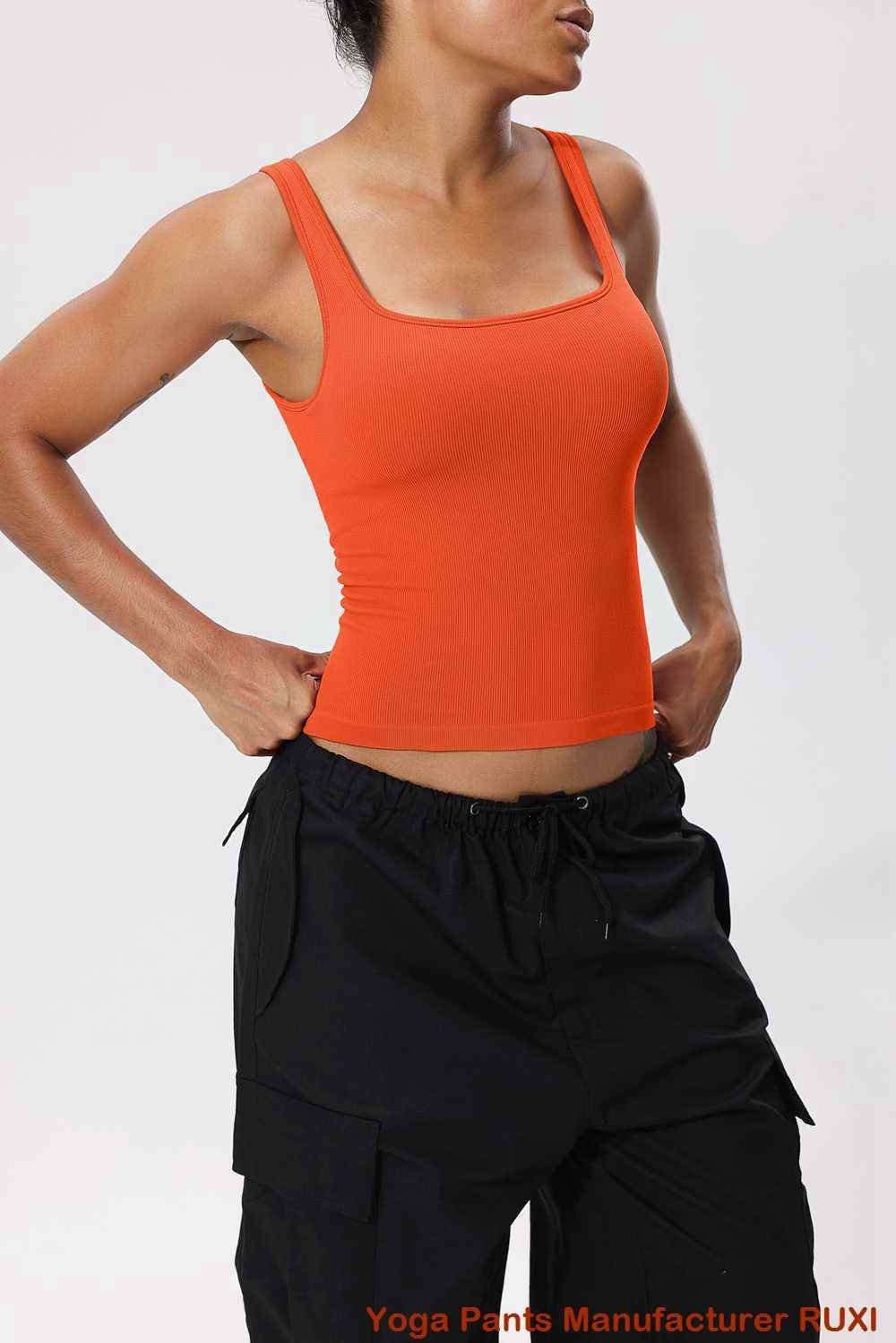soutien-gorge de sport rembourré cousu